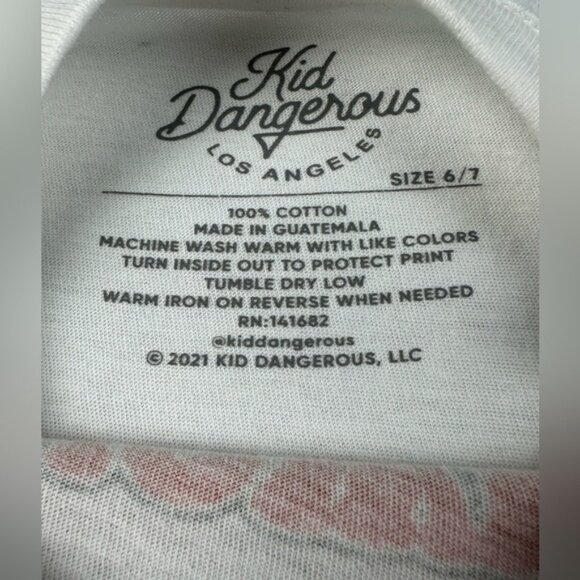 Kid Dangerous Snowmies Short Sleeve Christmas Shirt Size 6 - Picture 4 of 6